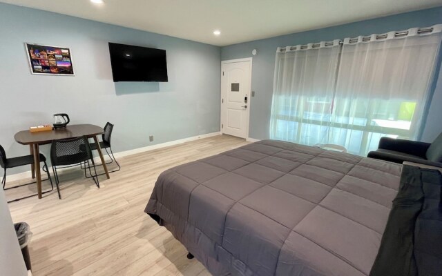 Quintessence ApartHotel