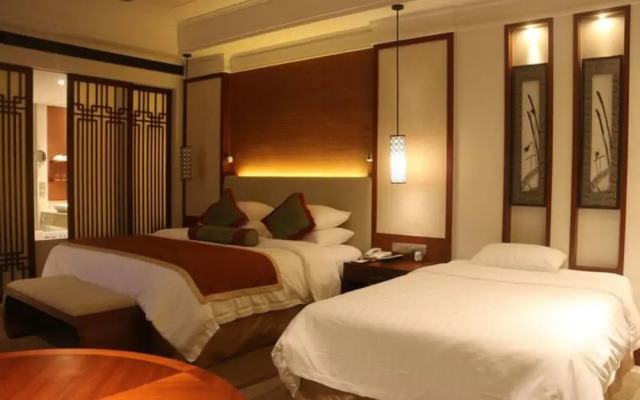 Hainan Qizi Bay New Century Resort