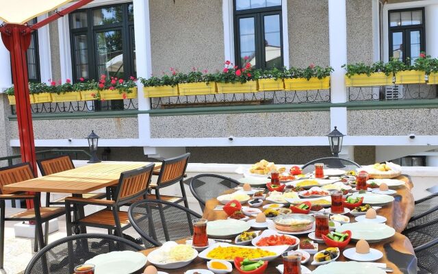 Petrino Gokceada Hotel & Kitchen