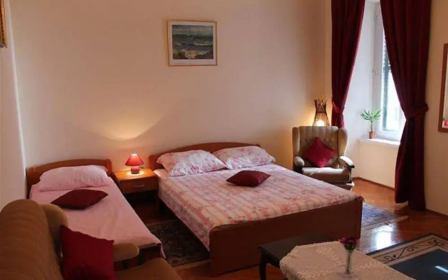 Apartments Nerio