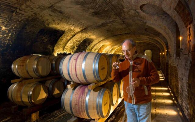 Castello di Razzano, The Originals Relais (Relais du Silence)