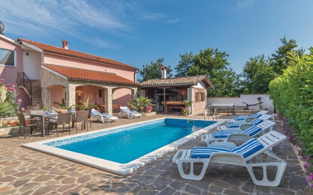 Awesome Home in Labin With Wifi and 4 Bedrooms