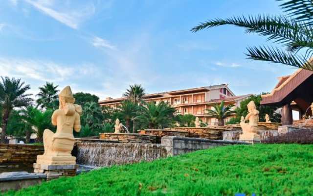 Suzhou Yangcheng Lake Lanting Hotel