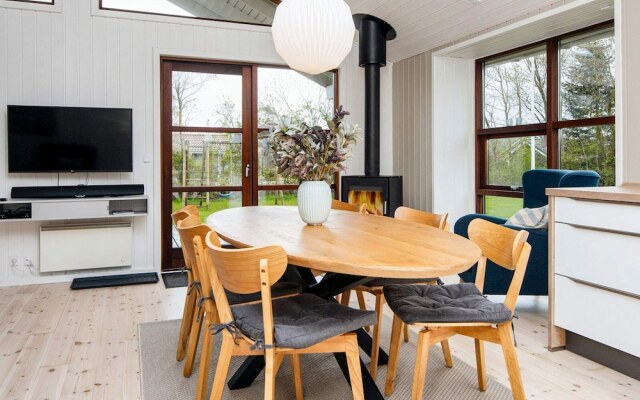8 Person Holiday Home in Hemmet