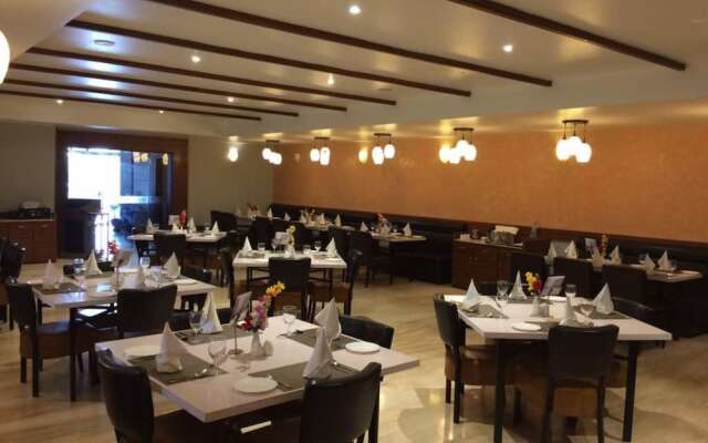 Shanti Clarks Inn Suites