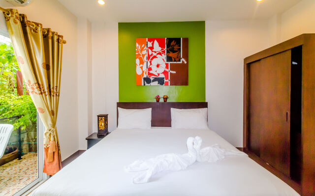 Baan Yuyen Karon Guesthouse