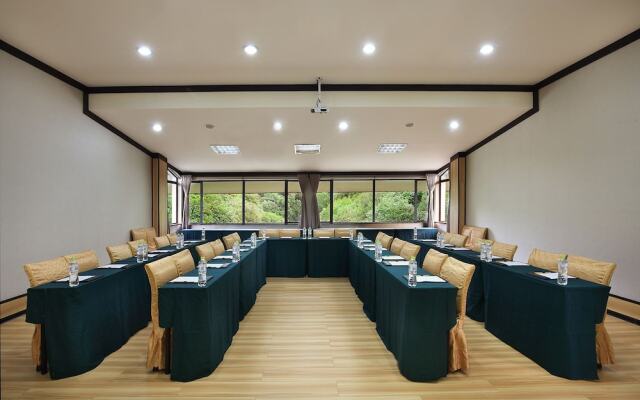 Dongjiang Golf Resort Hotel