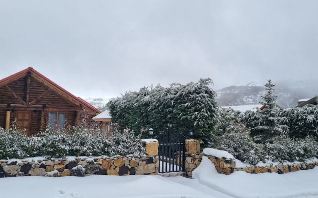 Wood Hills Hotel & Resort