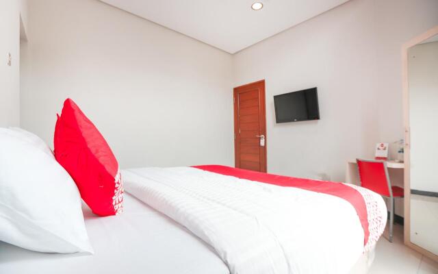 OYO 148 Cempaka Place Homestay Near Jakarta Islamic Hospital