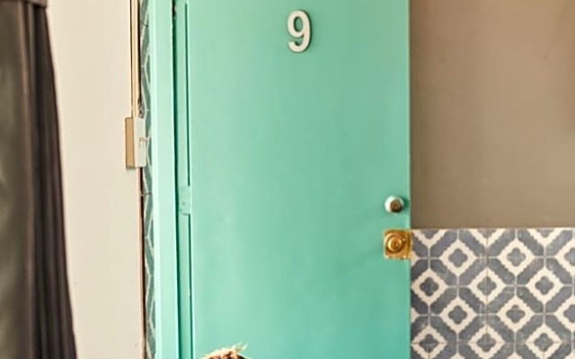 Carole Motel