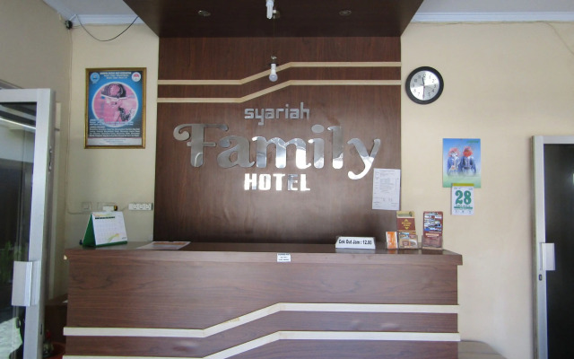 Hotel Family Syariah 1 by ZUZU