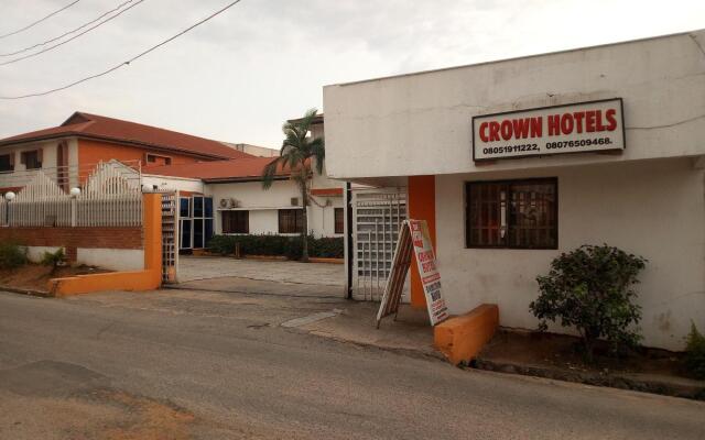 Crown Hotel