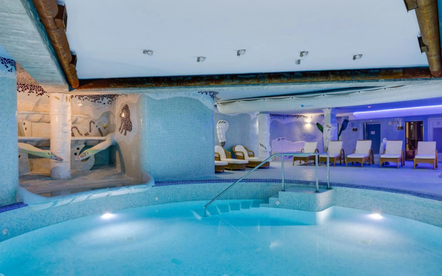 Hotel Daniya Denia