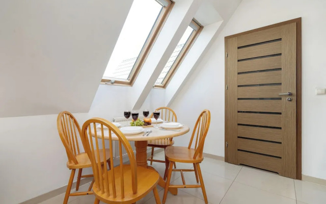 Apartment Near Gubałówka by Renters