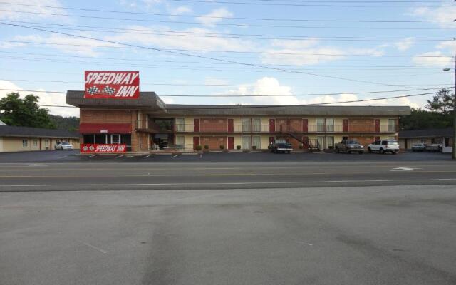 Speedway Inn