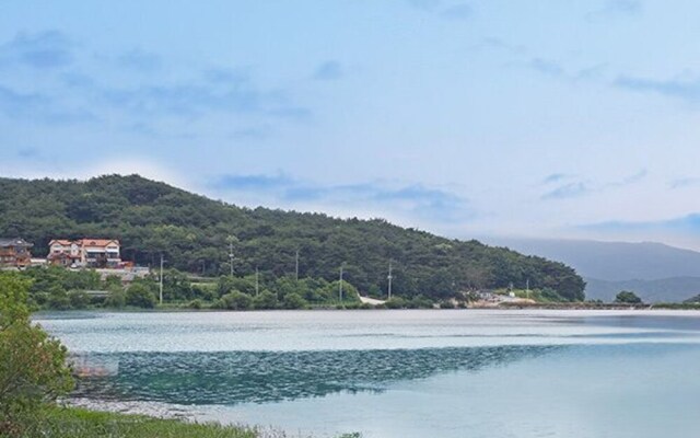Gyeongju Atty Pension