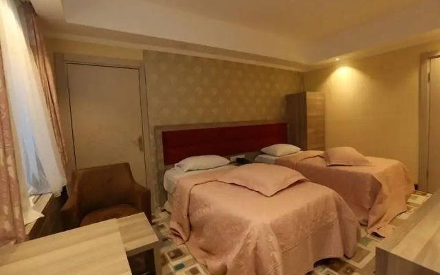 Mora Hotel