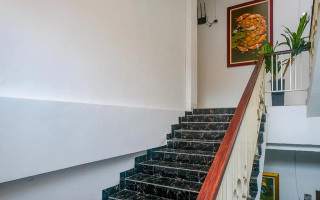 RedDoorz near Hermes Place Polonia Medan