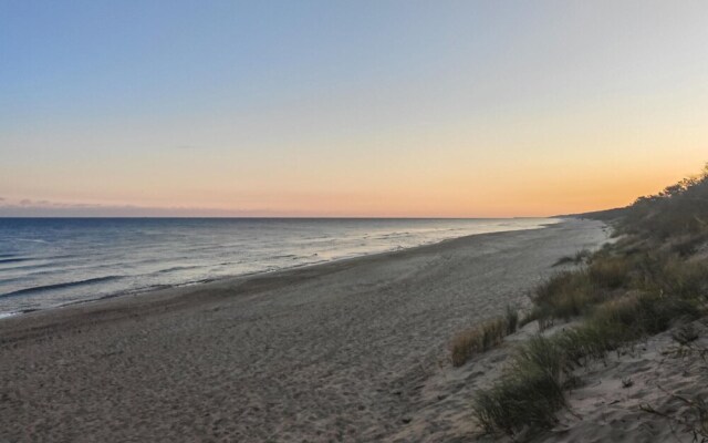 Stunning Home in Darlówko With 5 Bedrooms