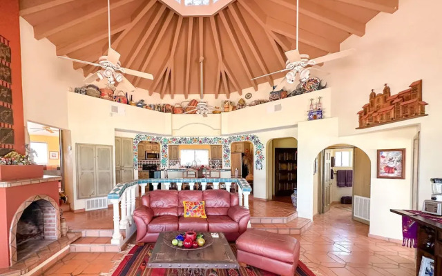 Your Beachfront Escape Close to Everything