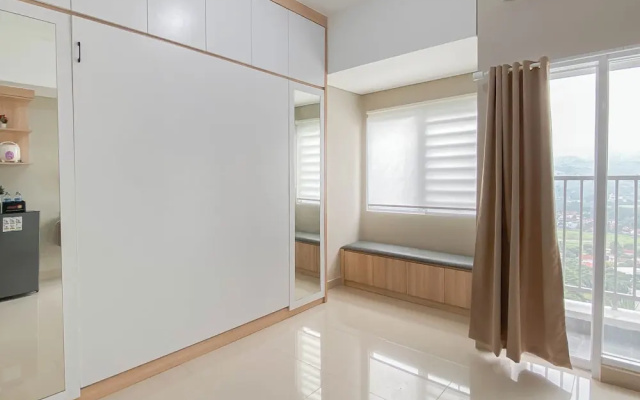 Soft Ivory Studio At Royal Sentul Park Apartment – Guest Rooms – Kadumangu