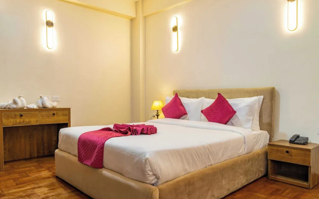 Mhendo Hotel & Studio Suites