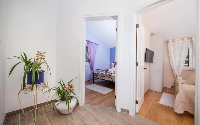 House Mario in Podgora, jacuzzi