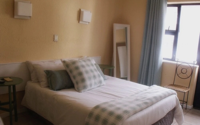 The Br33ze on Main - Sea Point