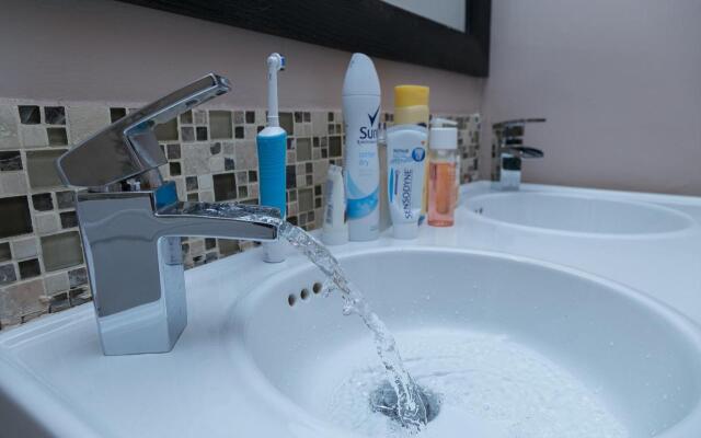 Villa Karibu Serviced Apartments