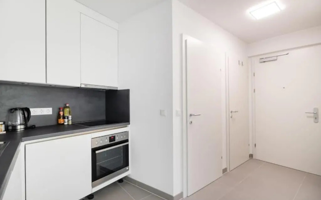 Grüne und zentrale Ruhelage im Neubau mit Balkon