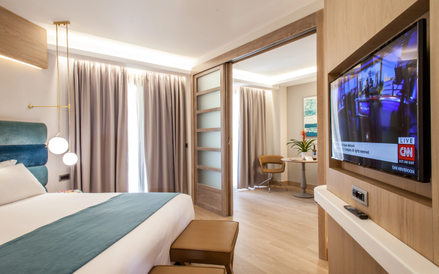Anthemus Sea Beach Hotel & Spa