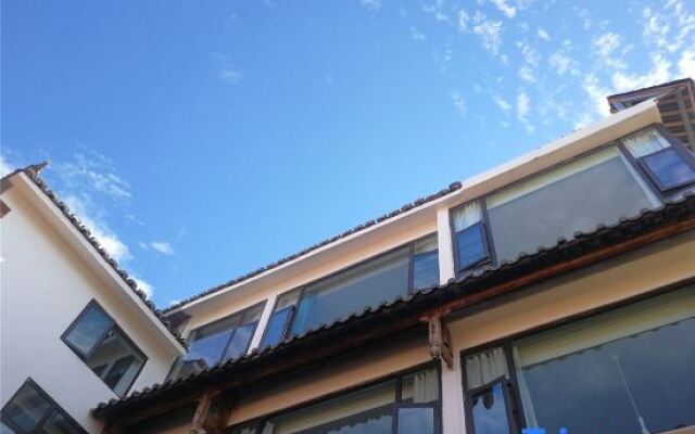 Pu zhe hei he mu Xiao Zhu min su