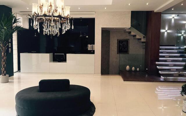 The Seven Hotel and Spa