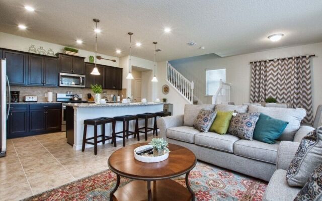 Solterra - 5 Bedrooms Townhome w/Spashpool-7041SR