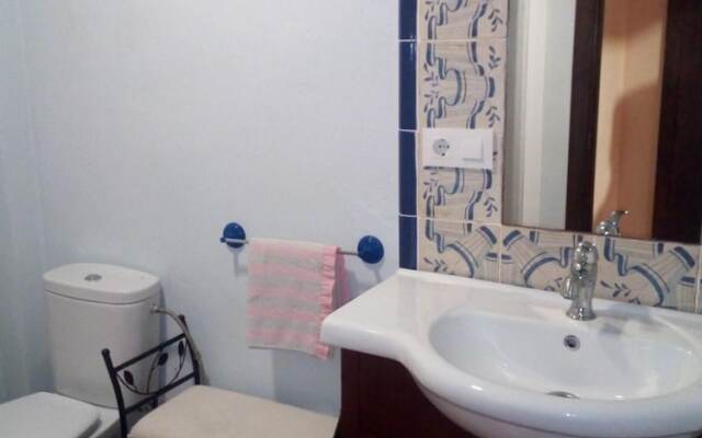 House With 2 Bedrooms In Chulilla