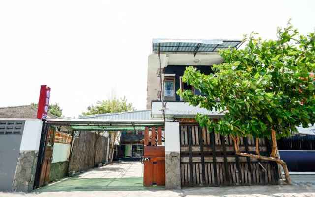 OYO 1791 Griya Boytown