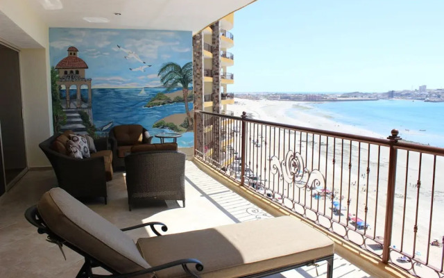 Sonoran Sky 2BR Upper 1104 by Casago