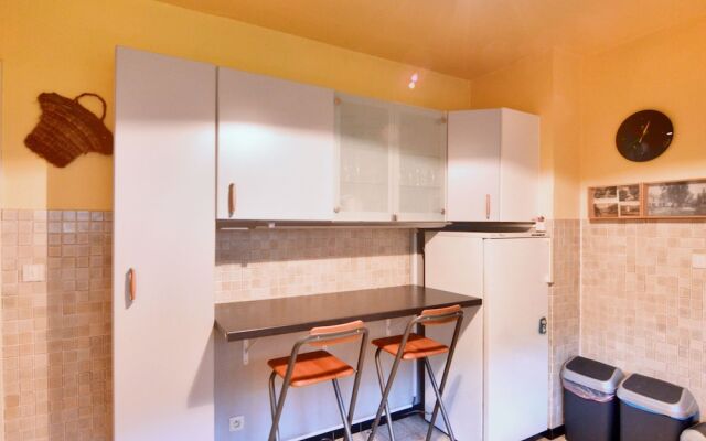 Modern Holiday Home in Yvoir With Garden