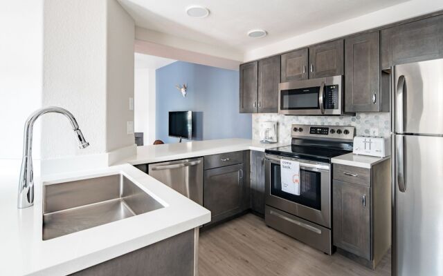 Luxury 2br Near Kierland Commons by Wanderjaunt