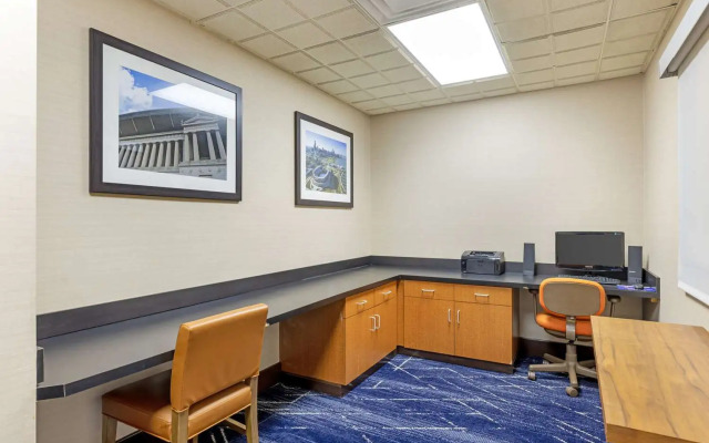 Comfort Inn & Suites Arlington Heights