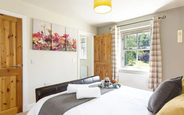 1 Springwater View