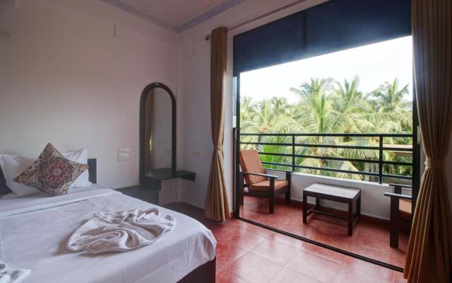 Hotel Pleasure Inn near Turtle Beach, Morjim