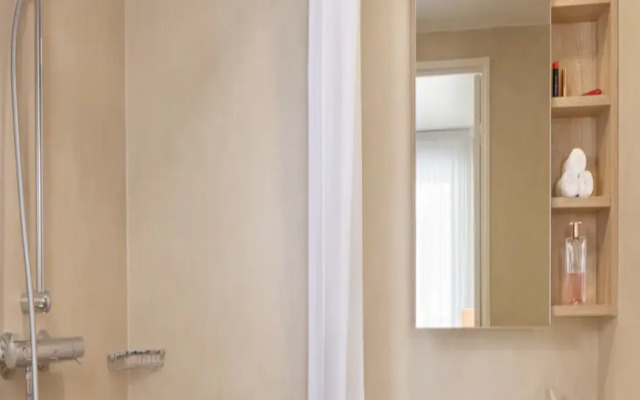 Quality Suites Cherbourg