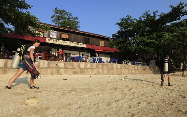 Watercolours Resort & Dive Centre