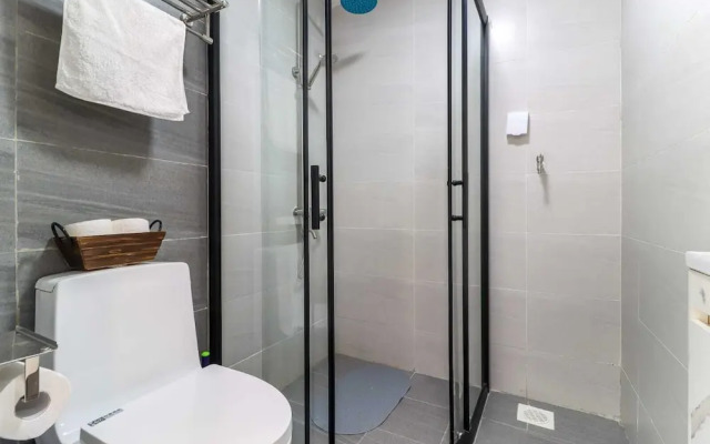 Upperhill View Palace Apartment