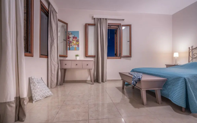 Armonia Seaside Villas