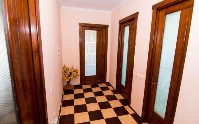 Beautiful Apartments in Villa near Airport