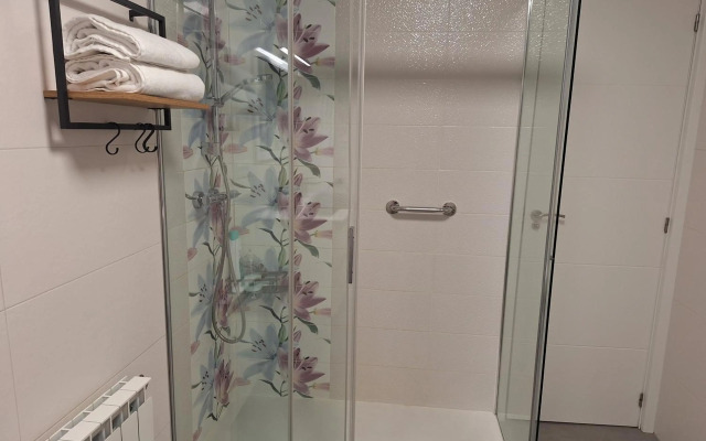 Rosalia 5 Estrellas - Garaje Free