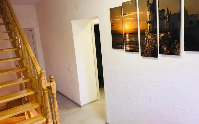 Kottedzh s saunoj, hammamom i bassejnom