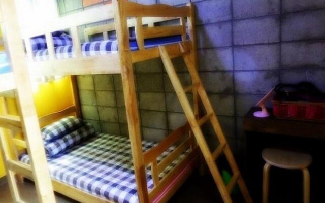 Popcorn Hostel Tongyeong Dongpirang